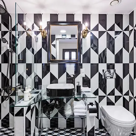 호텔 페라 스위트 4*