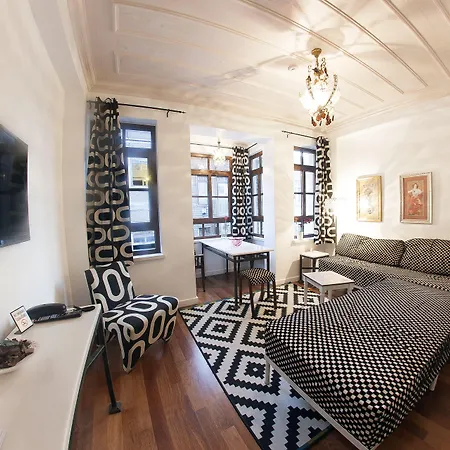 Pera Hotel 4*