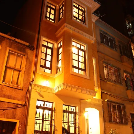 Hotel Pera 4*