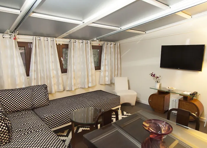 Pera Отель Стамбул