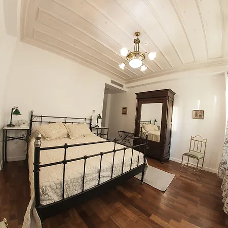 Pera Hotel